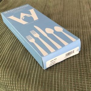Wedgwood India 5 piece place setting 18/10 stainless.